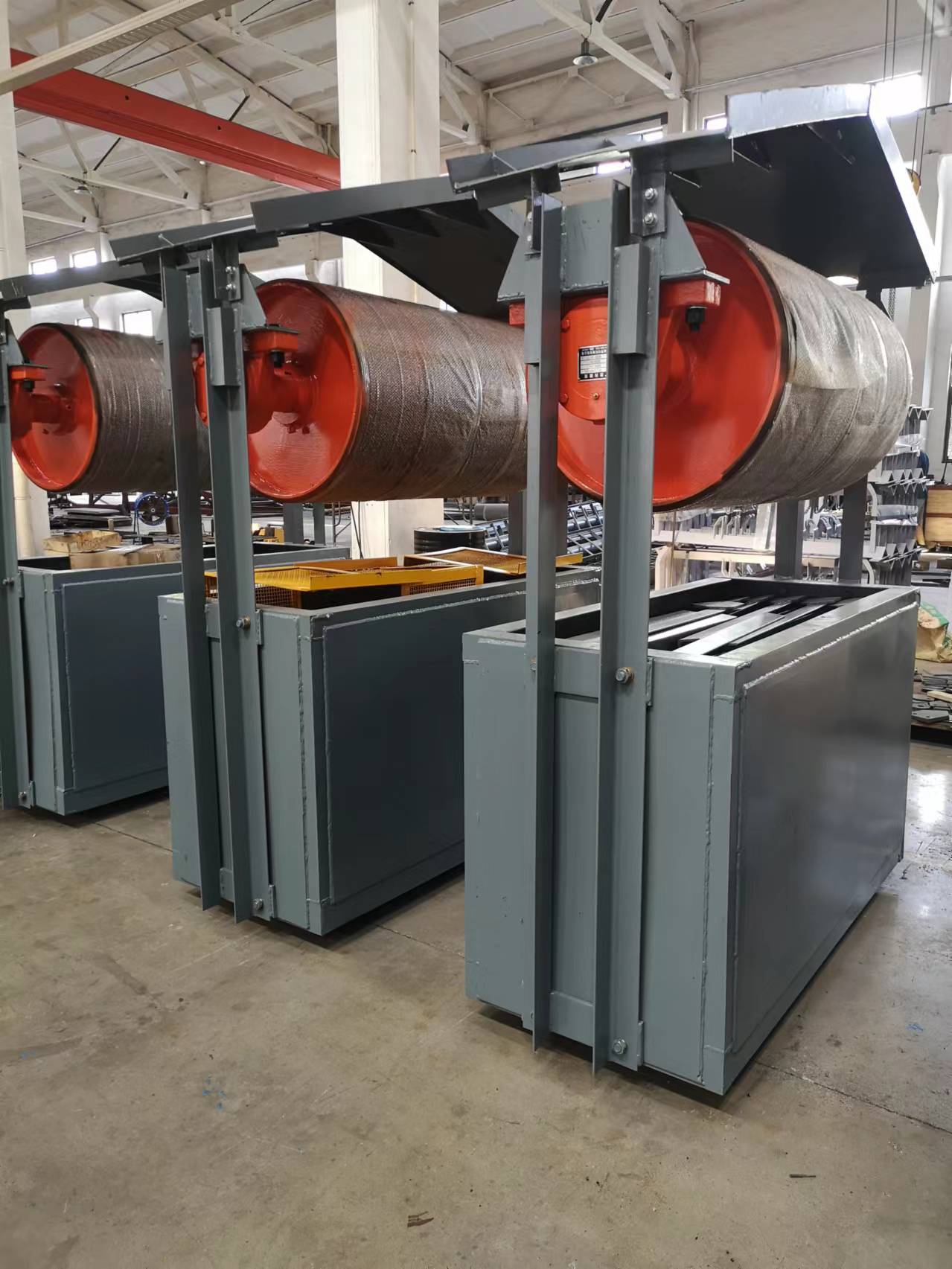 Belt conveyor ဒေါင်လိုက်အလေးချိန်တင်းကျပ်သည့်ကိရိယာ